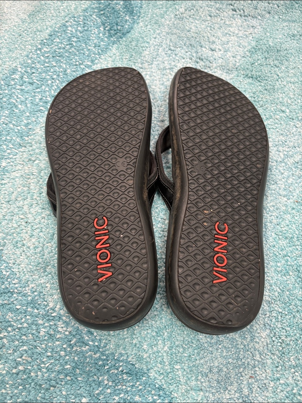 Vionic Toe Sandals, Sz 10 - Picture 4 of 4